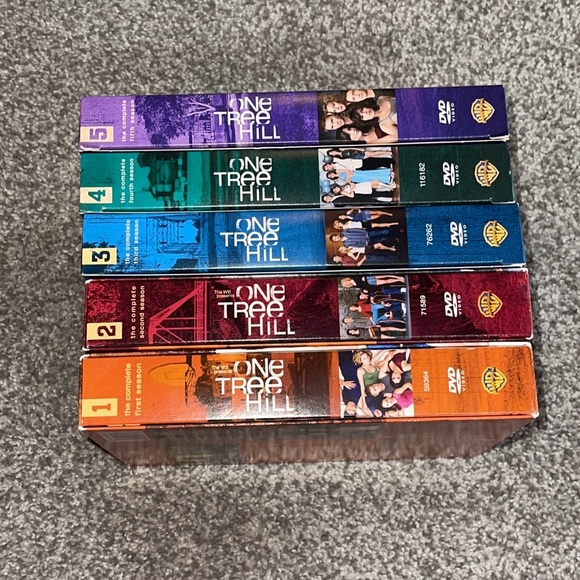 ONE TREE HILL DVD COLLECTION, SEASONS 1-5, EXCELLENT CONDITION - Picture 2 of 2